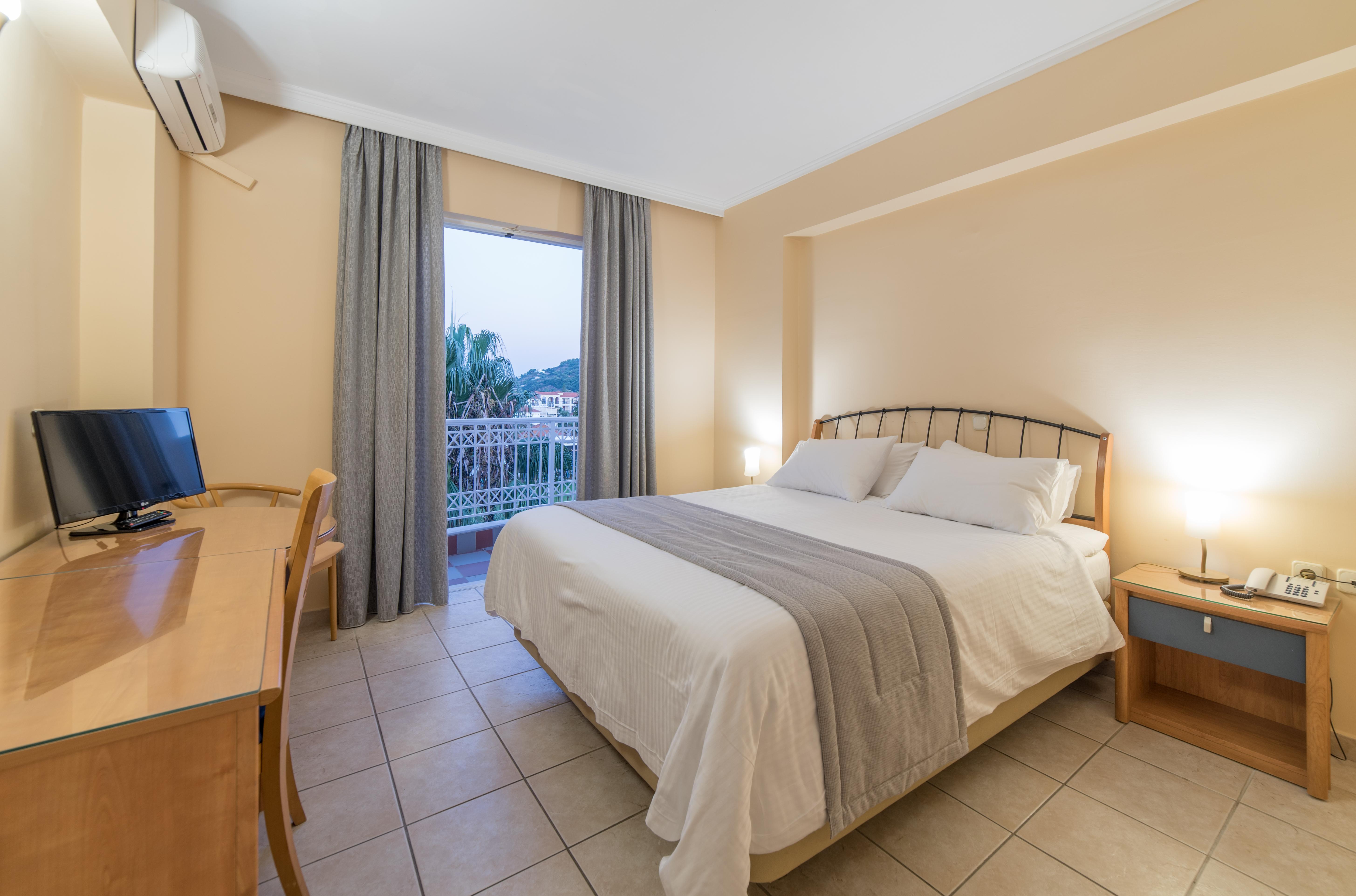Aparthotel Xenos Kamara Argassi