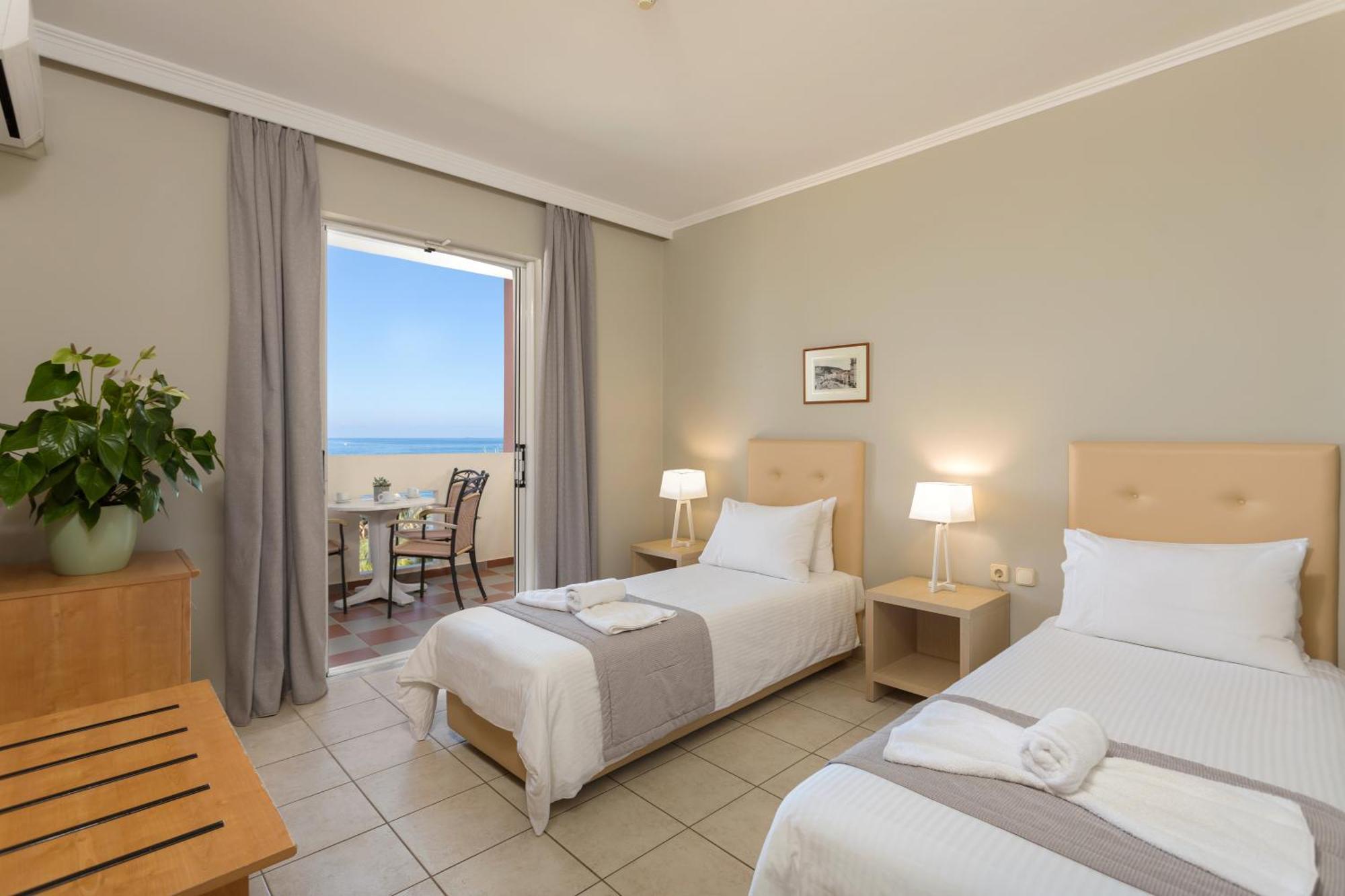 Aparthotel Xenos Kamara